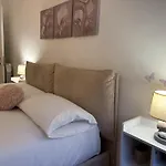 Melissa House * 트리에스테