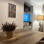 Melissa House