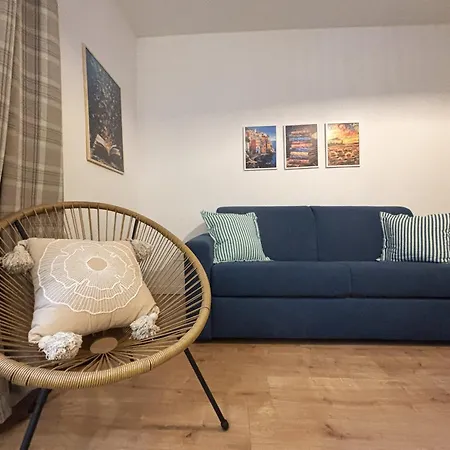 Melissa House Apartment