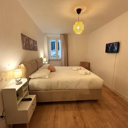 Melissa House - Reception Триест