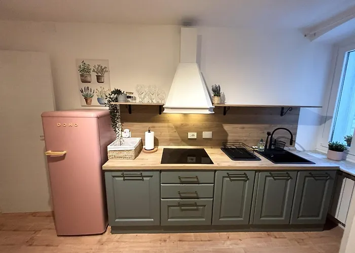 Melissa House * Trieste