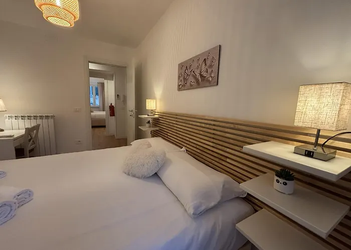 Melissa House Apartment *